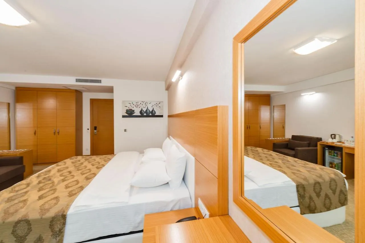 Mien W Suites İstanbul Oda ve Kahvaltı